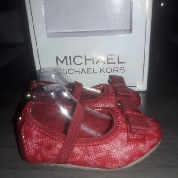 Baby girl shoes - Picture 2 of 8